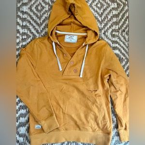 Kimes ranch pullover. Worn a couple times. Orange/brown.
